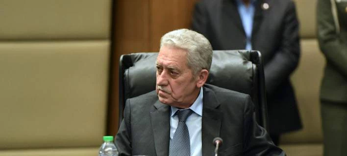 Tροπολογία Κουβέλη: 3μηνη θητεία για γιους και αδελφούς θυμάτων τρομοκρατικής ενέργειας